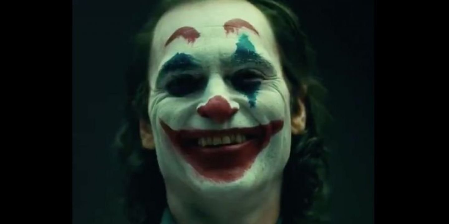 Joaquin Phoenix Jako Joker W Pełnej Okazałości Zdjęcia Z Planu Naekraniepl 4365