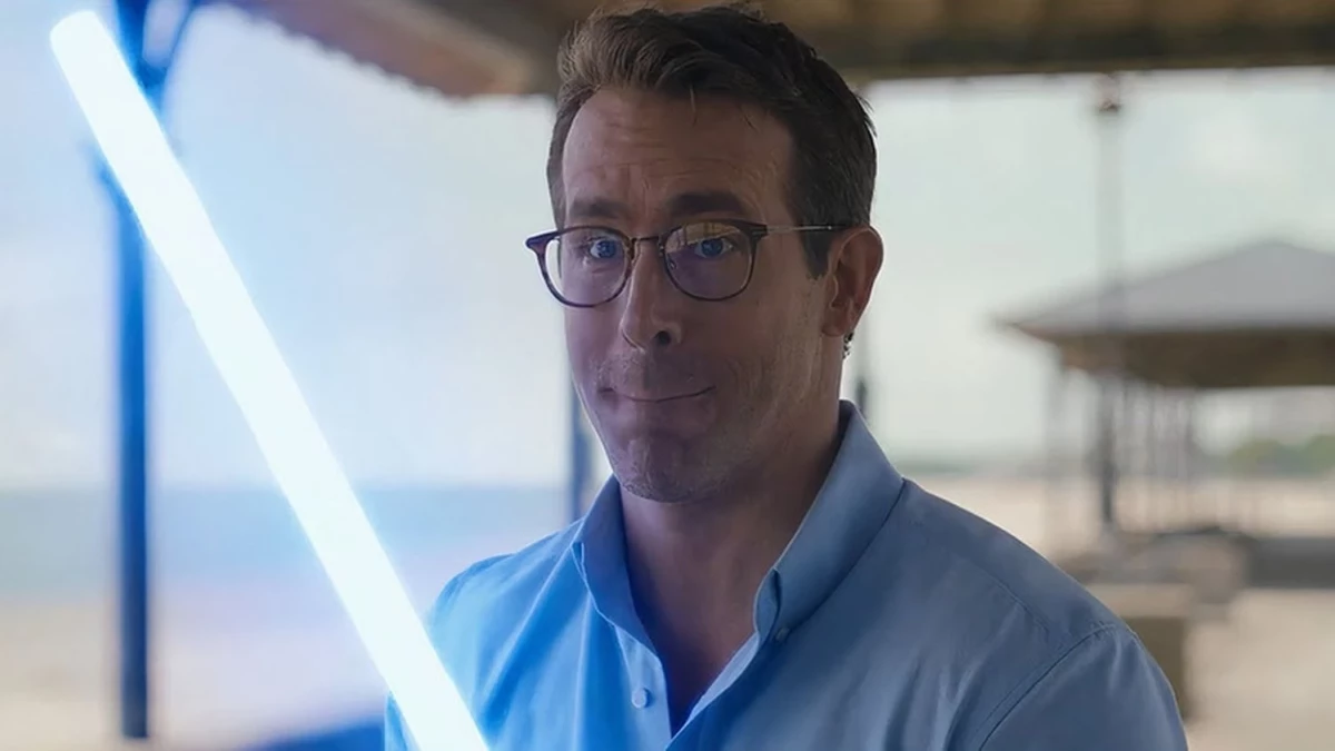 Nowe Gwiezdne Wojny dla dorosłych? Ryan Reynolds rozmawiał z Disneyem