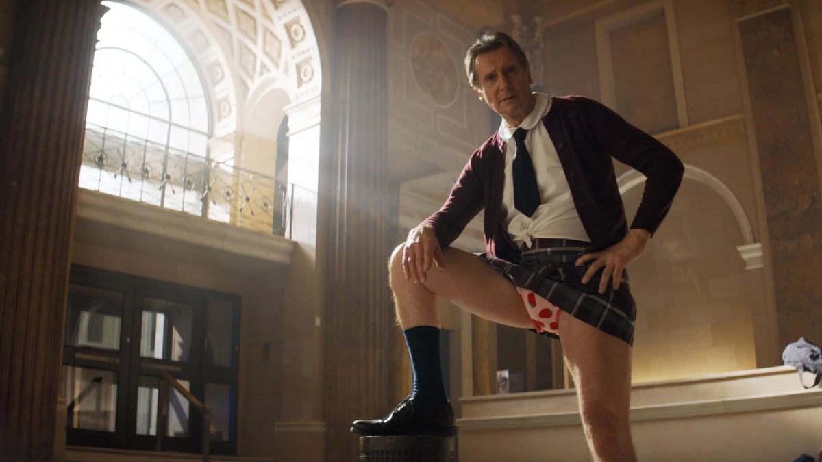 Współtwórca oryginalnej Nagiej broni krytykuje film z 2025 roku. Co poszło nie tak?