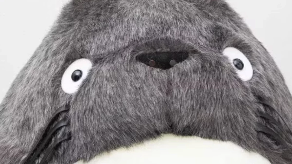 Największa maskotka Totoro wraca do sprzedaży. Cena zwala z nóg