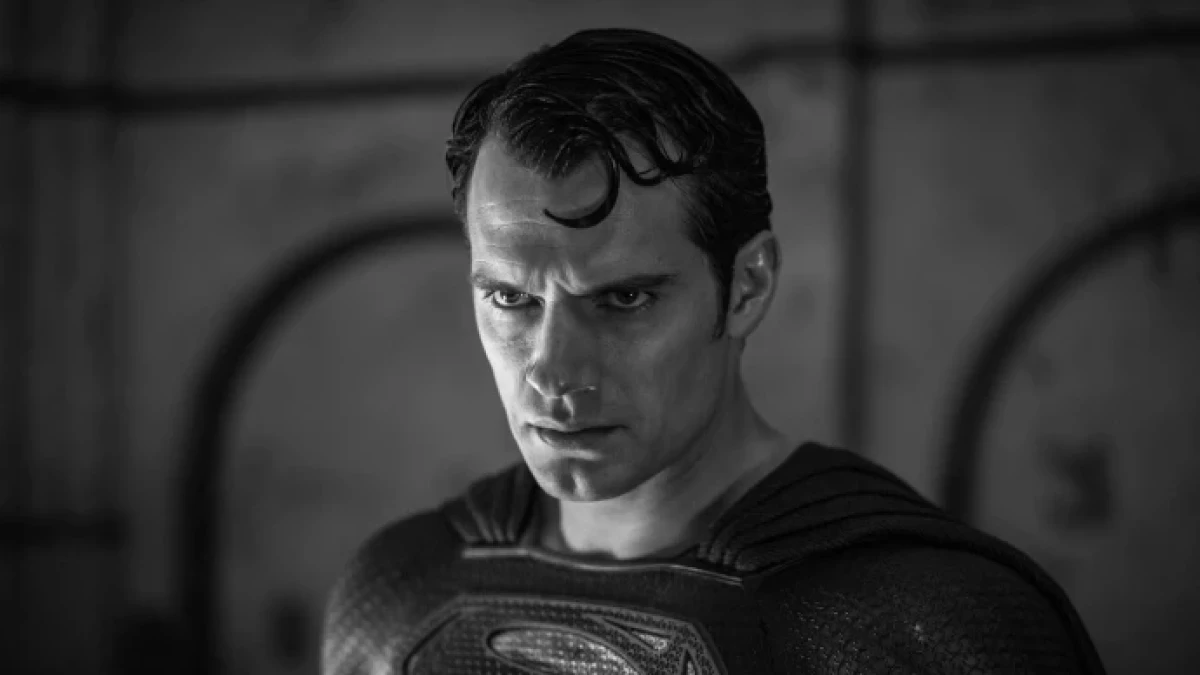 Henry Cavill jako Człowiek ze stali. Zack Snyder pokazał nowe genialne zdjęcie