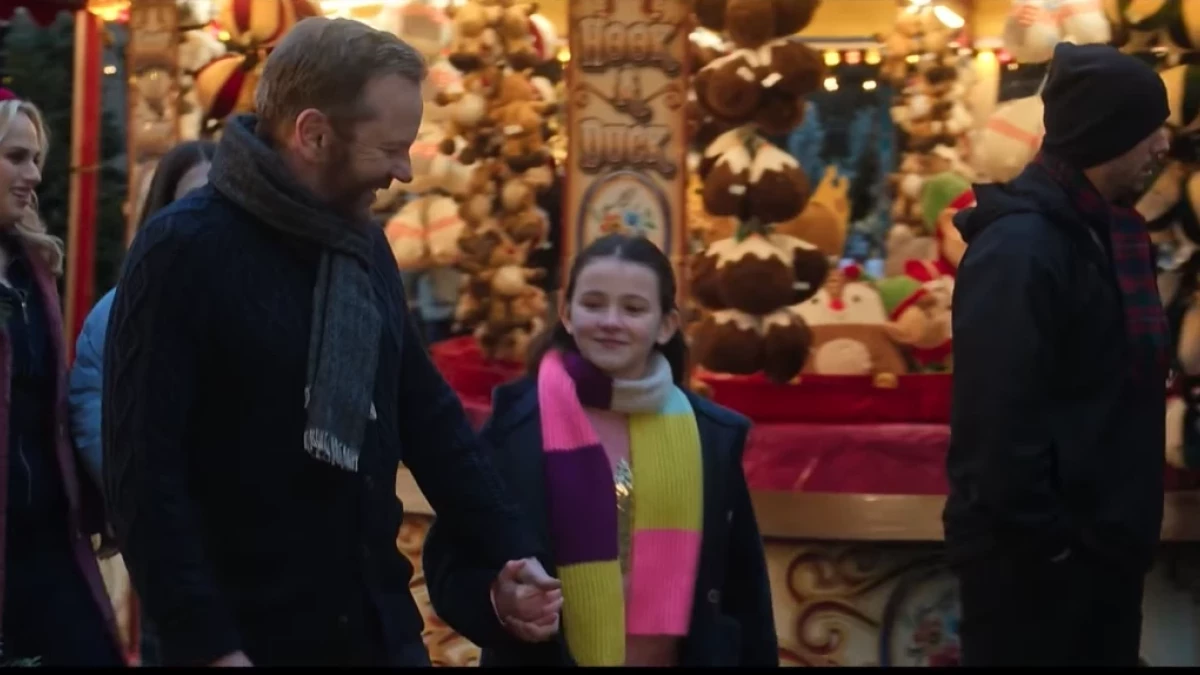 Kiefer Sutherland ratuje święta. Zobaczcie zwiastun Tinsel Town