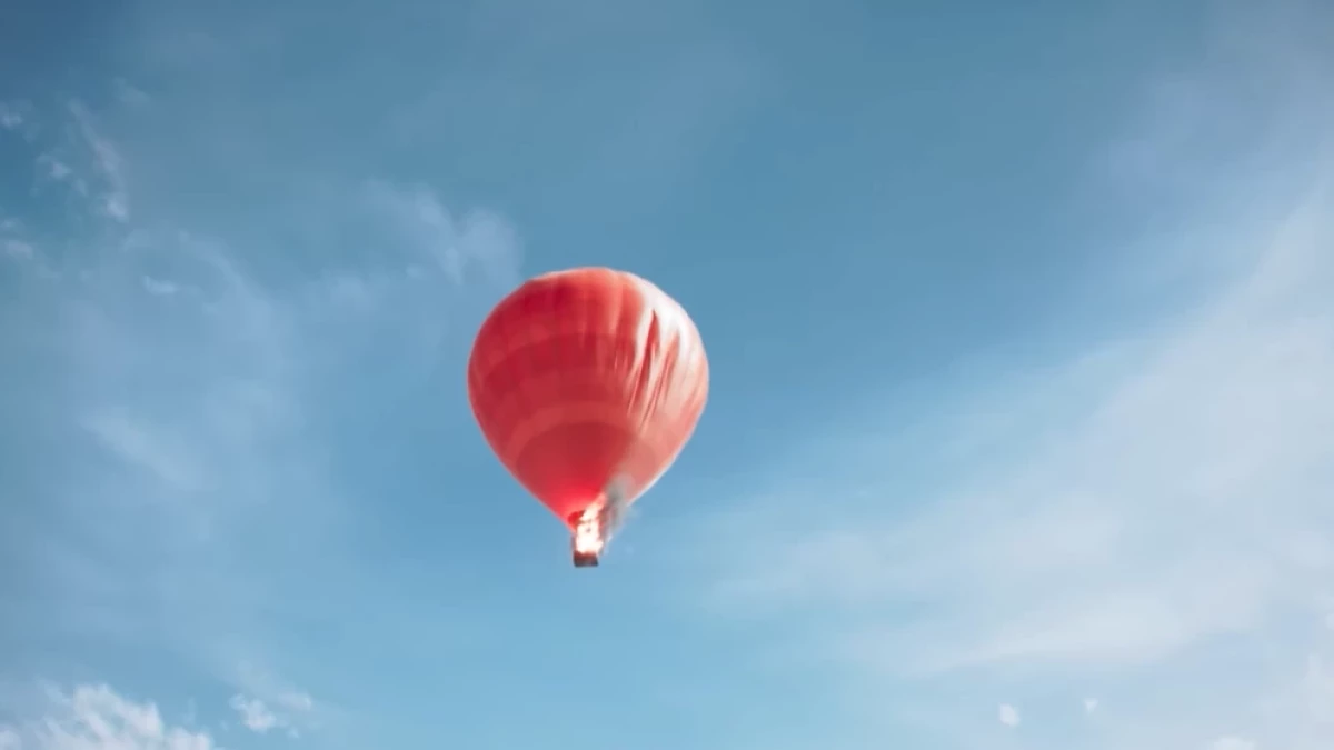 Mroczna podróż balonem w Turbulence. Zwiastun nowego powietrznego thrillera