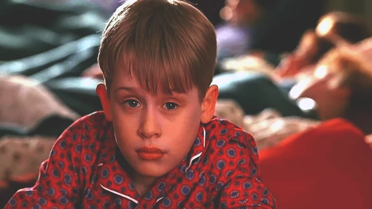 Najbardziej ikoniczni bohaterowie filmów świątecznych. Symbol gwiazdki na szczycie