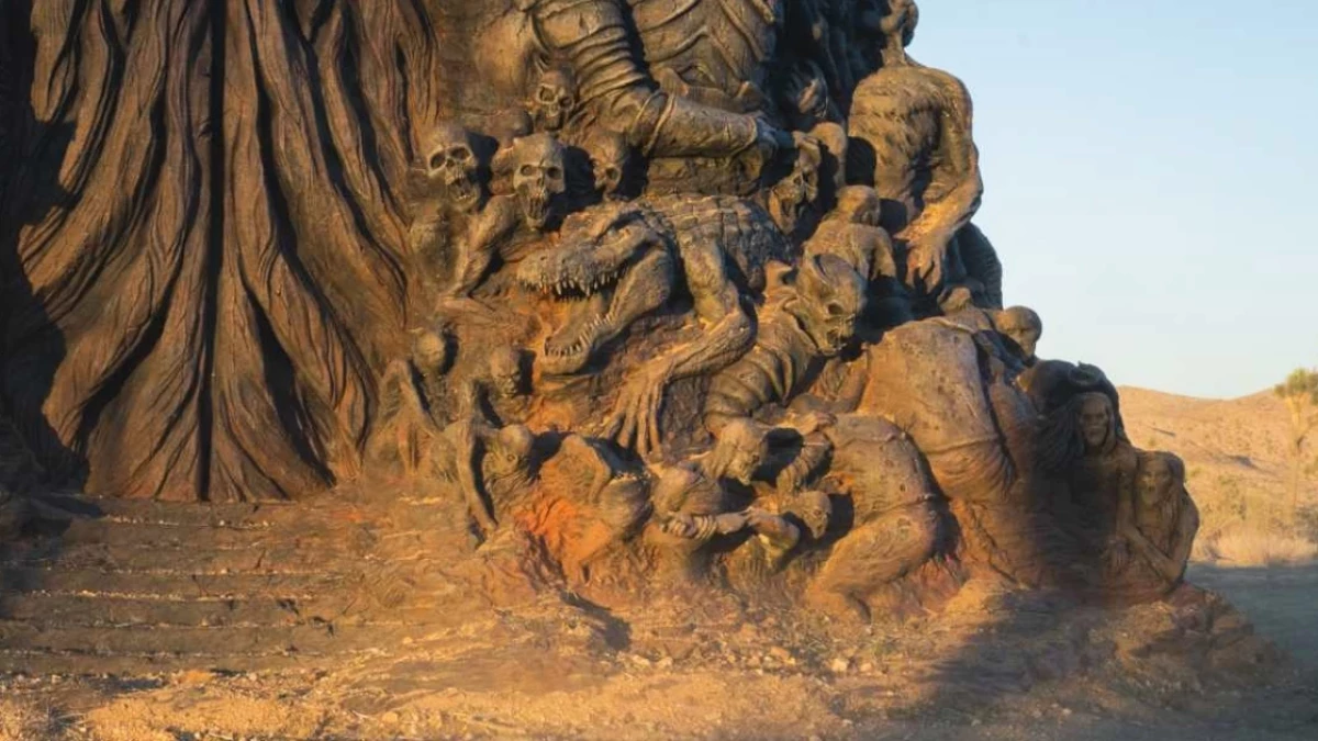 Z okazji The Game Awards 2025 na pustyni pojawiła się tajemnicza rzeźba. Internauci snują teorie