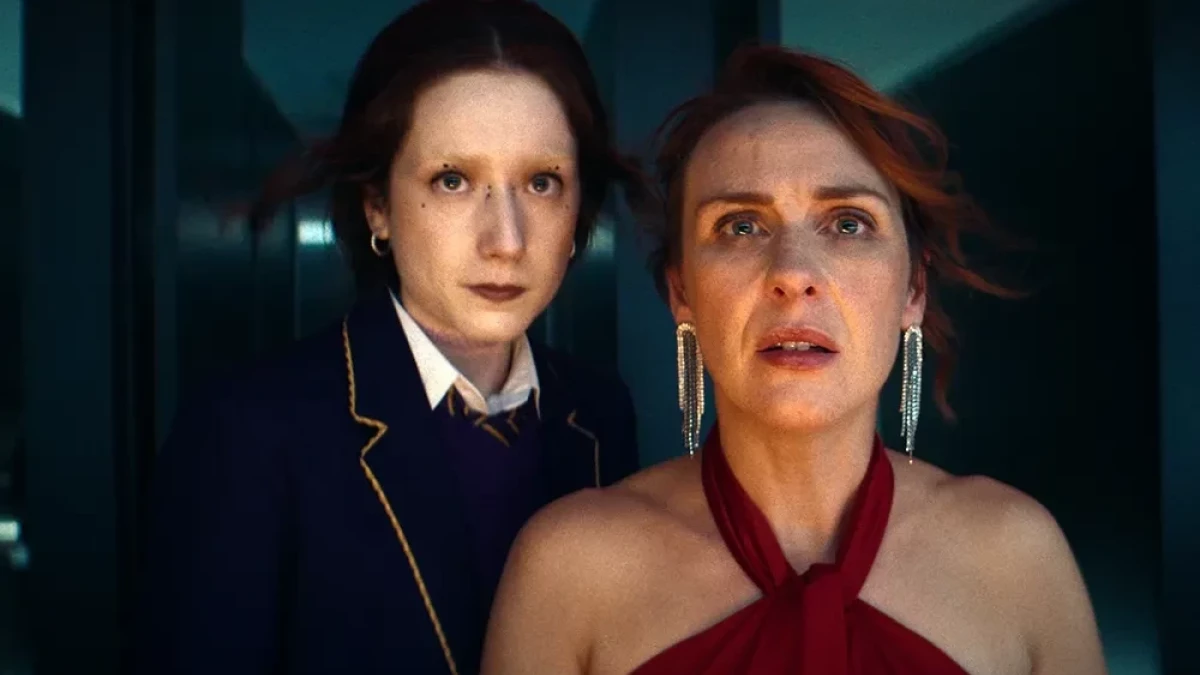 Trzy przyjaciółki kontra tajemnicza strata. Zwiastun serialu Z Belfastu do nieba