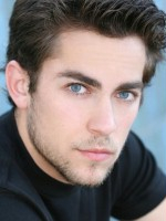 Evan Dumouchel