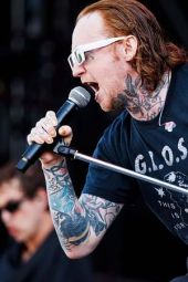 Frank Carter & The Rattlesnakes