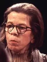 Linda Hunt