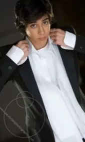 Avan Jogia