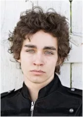 Robert Sheehan