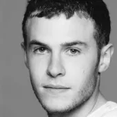Iain De Caestecker