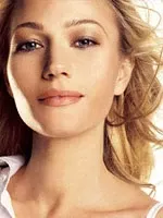 Sarah Wynter