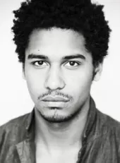 Elliot Knight