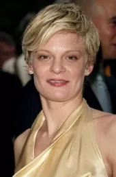 Martha Plimpton