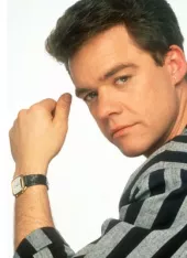 Stefan Dennis