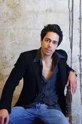 Zak Santiago