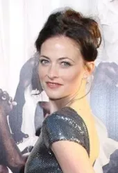 Lara Pulver