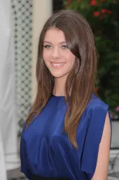 Nicola Peltz