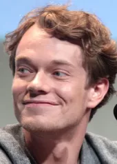Alfie Allen