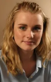 Anna Hausburg