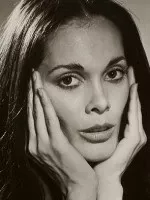 Martine Beswick