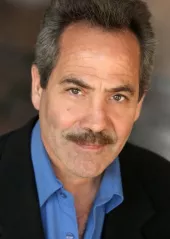 Larry Thomas