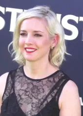 Katie Dippold