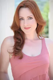Laura Dickinson