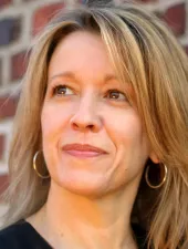 Linda Emond