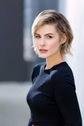 Linsey Godfrey