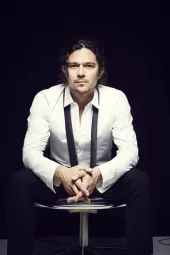 Luke Arnold