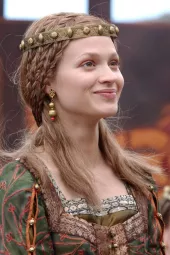 Mavie Hörbiger