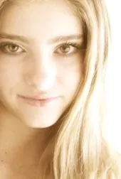 Willow Shields