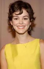 Nora Zehetner