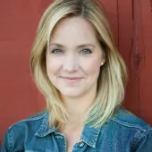 Julia Barnett