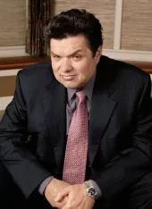 Oliver Platt