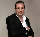 Peter James
