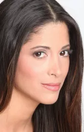 Vivi Pineda
