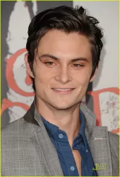 Shiloh Fernandez