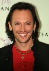 Steve Valentine