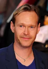 Steven Mackintosh