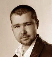 Steven Hall
