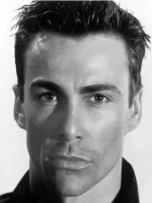 Daniel Bernhardt