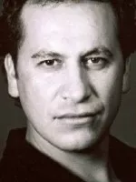 Julian Arahanga