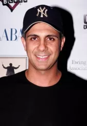 Anthony Azizi