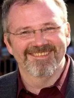 Tom Riis Farrell