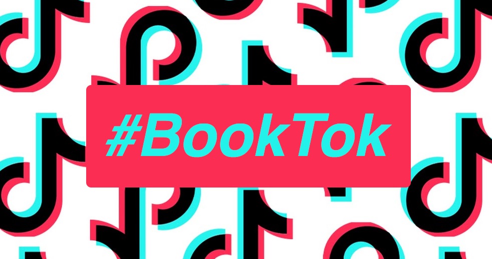 Tiktokowy BookTok - promuje czytanie czy bestsellery?