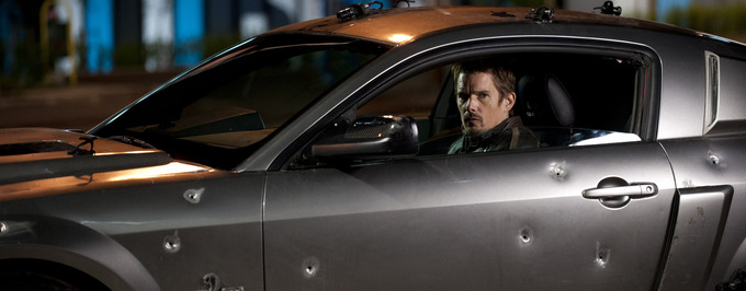     Prawie 30 zdjęć z thrillera „Getaway”