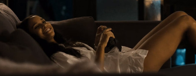     Ujawniono kompozytora „About Last night”